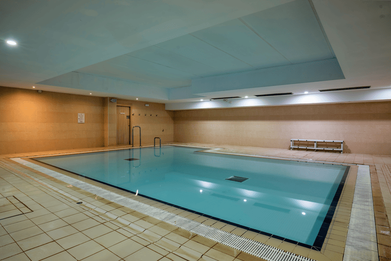 Indoor pool at David Lloyd Club Turó