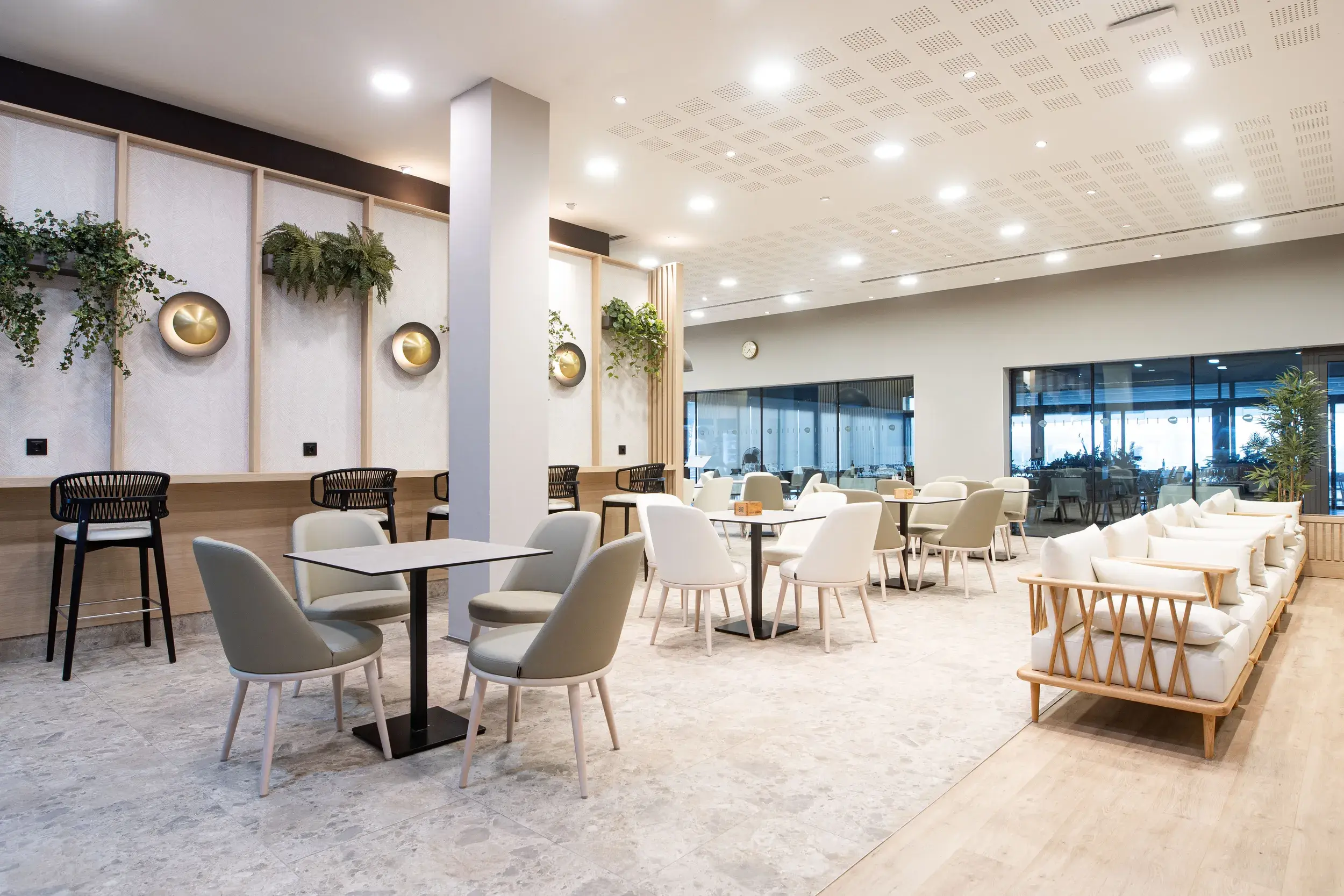 David Lloyd clubroom