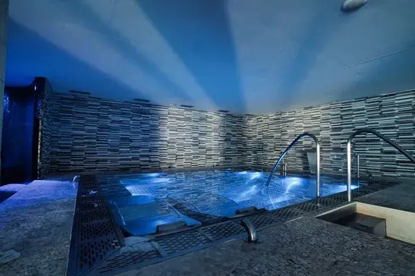 Spa in David Lloyd Rugby