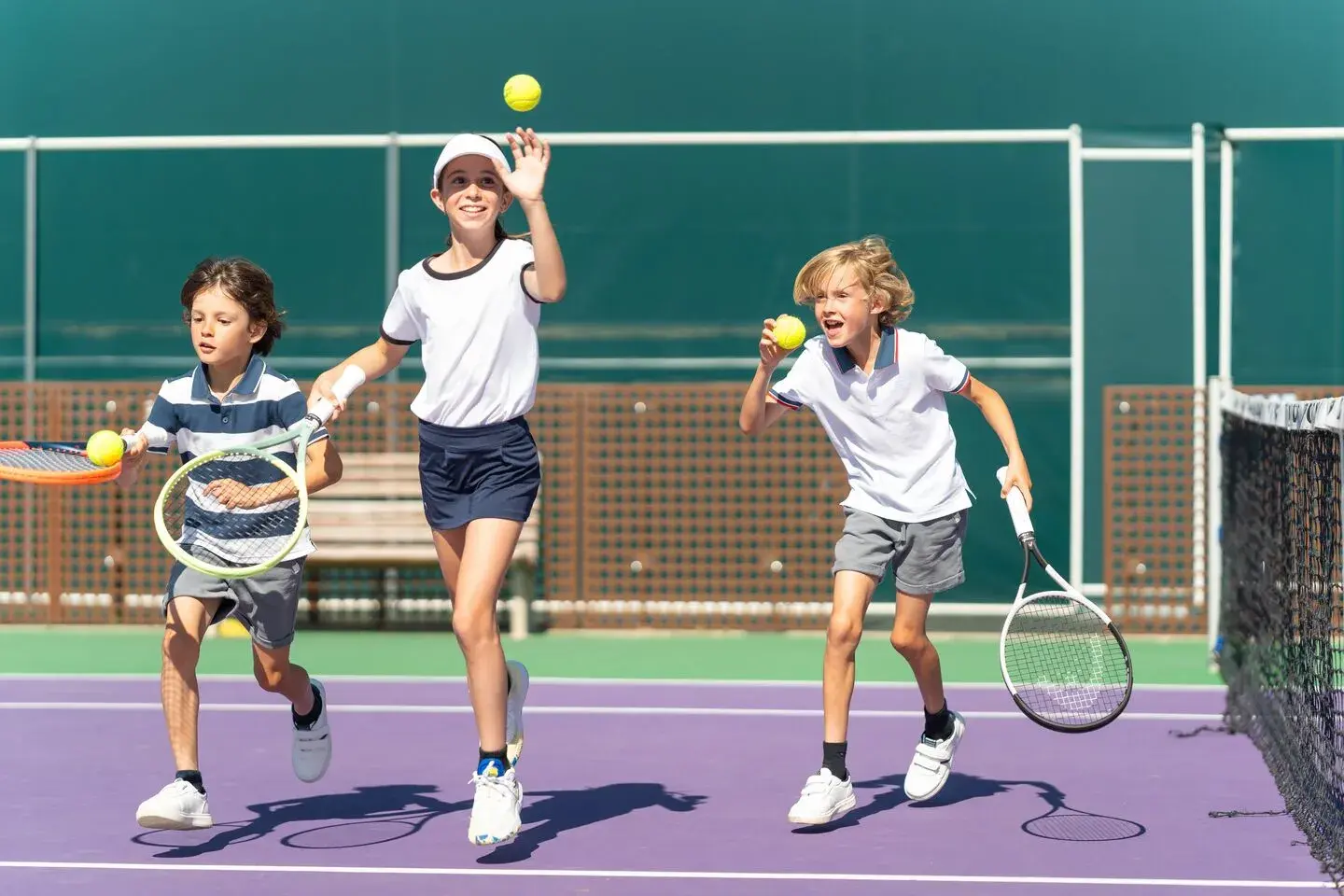 David Lloyd Kids tennis lesson