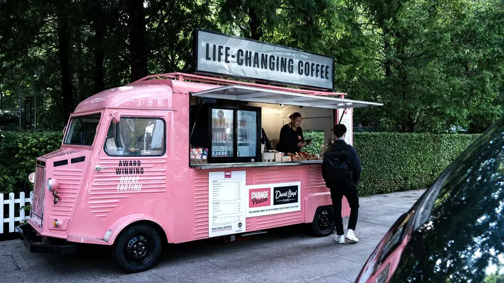 Change please coffee van