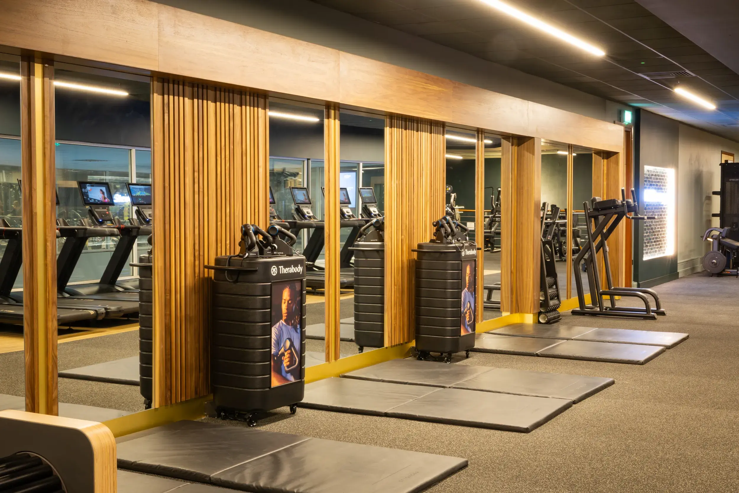 Stretch and recovery area