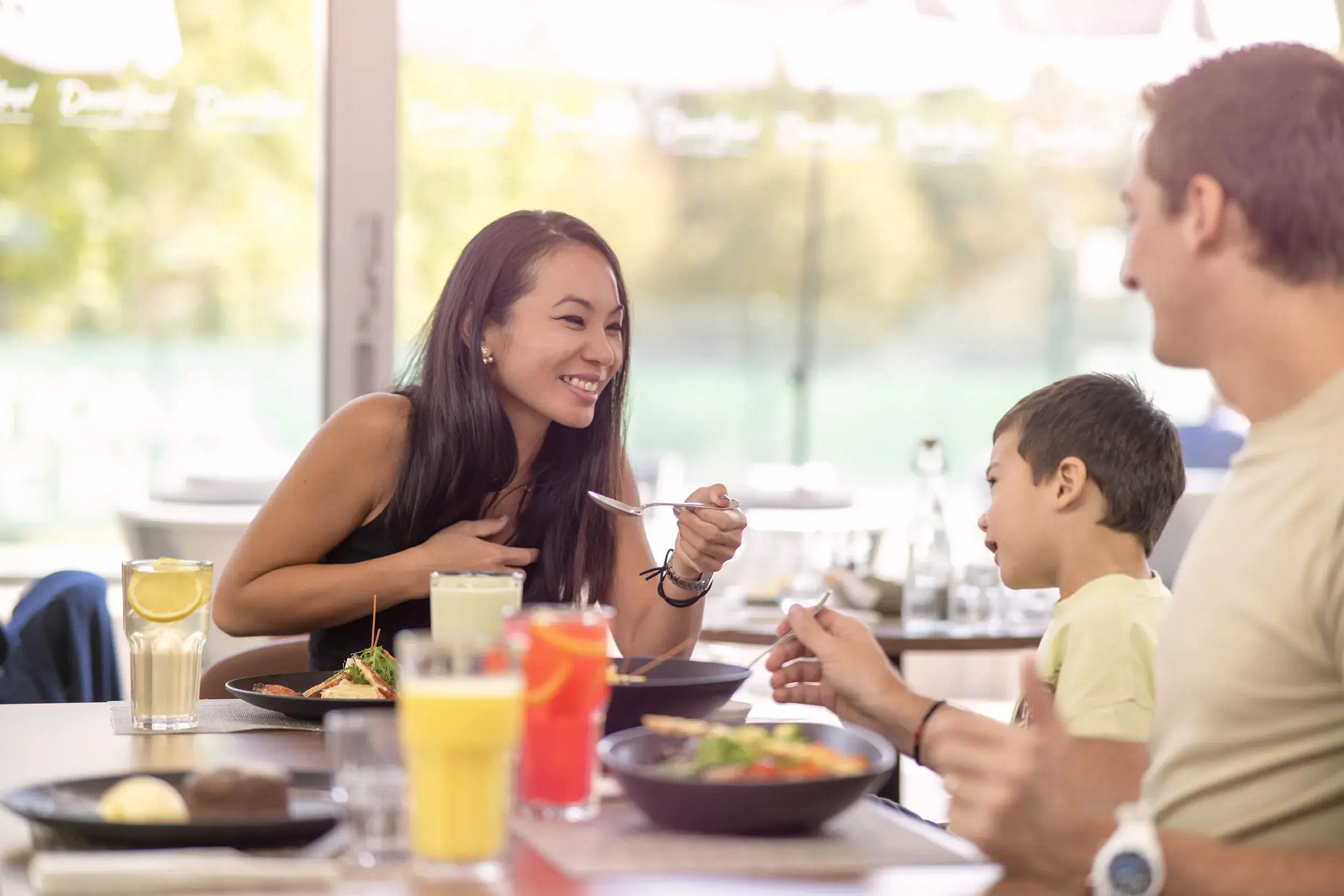 People eating in the Clubroom