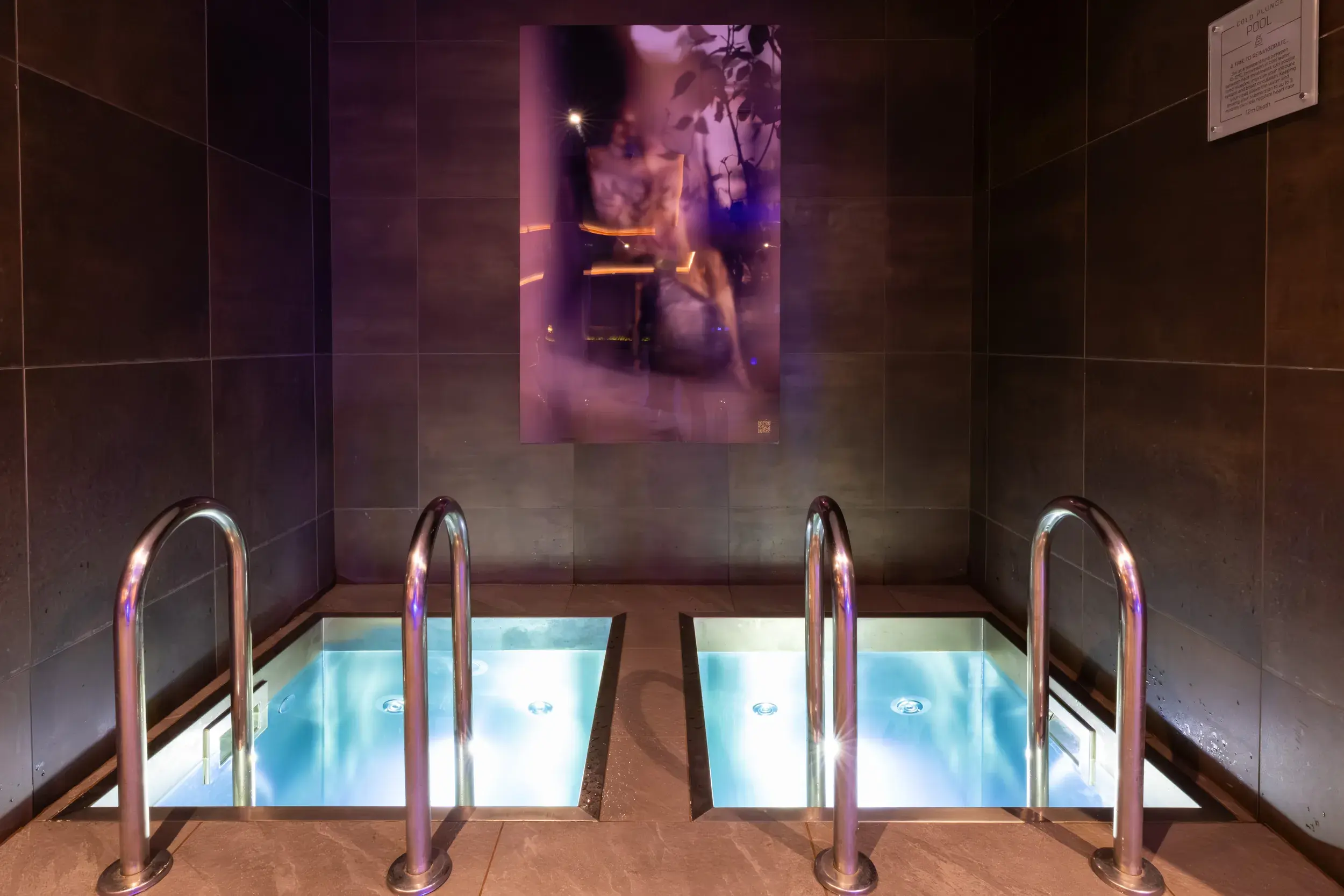 Plunge pool