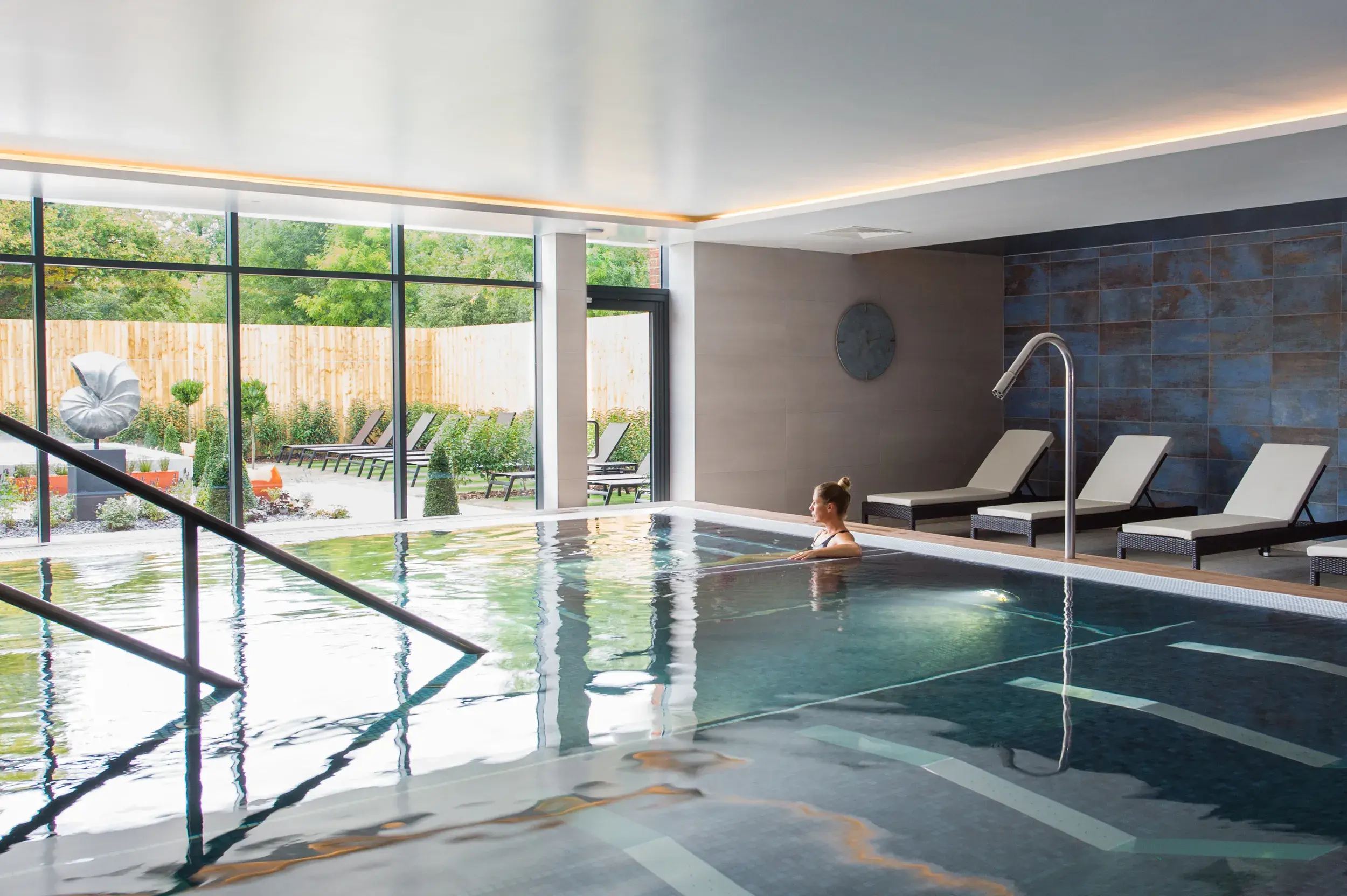 Indoor hydro pool