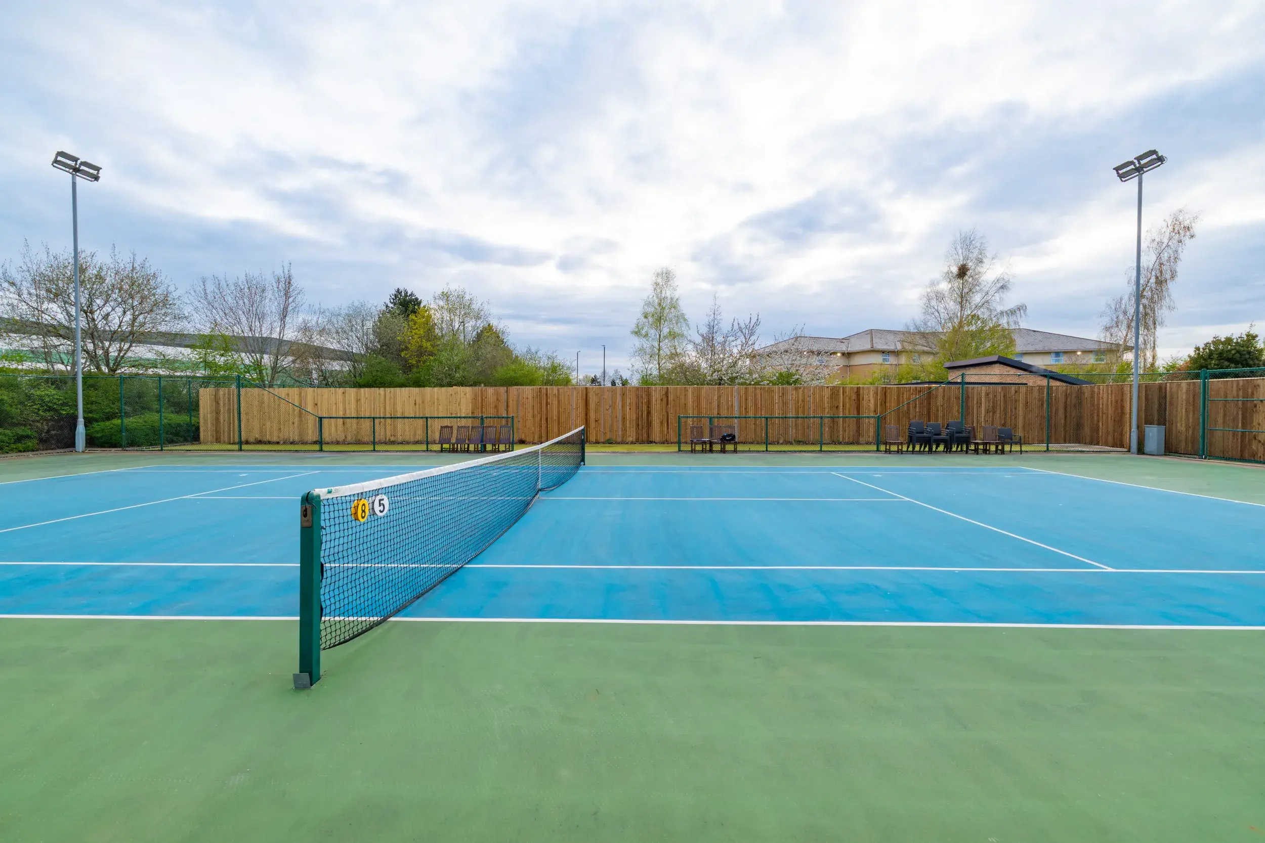 outdoor tennis courts