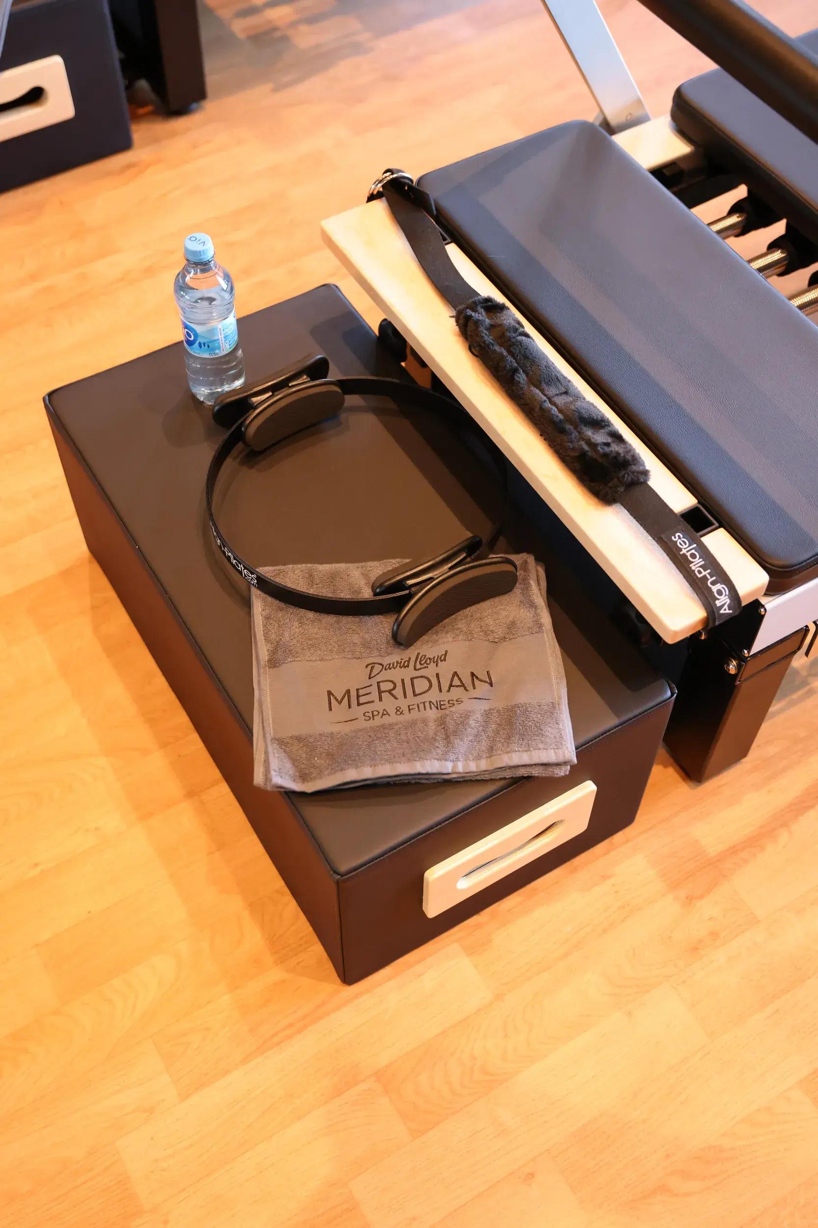 Reformer-Pilates--Geräte