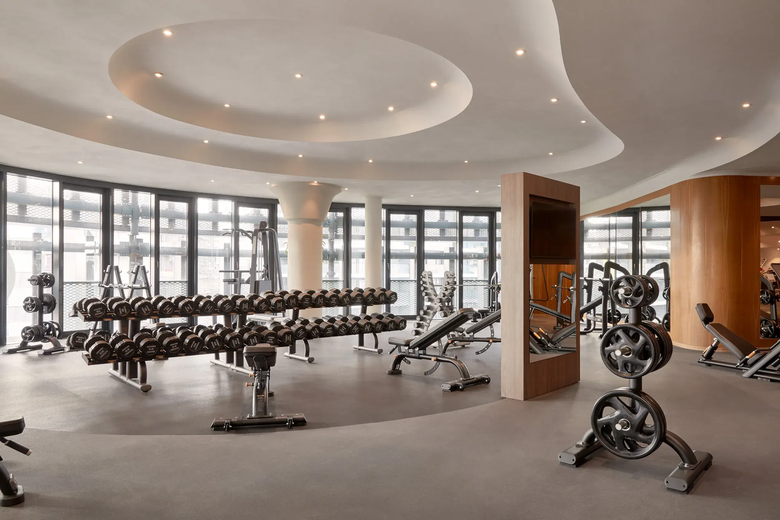 Die fitnessstudio at David Lloyd Frankfurt Skyline Plaza