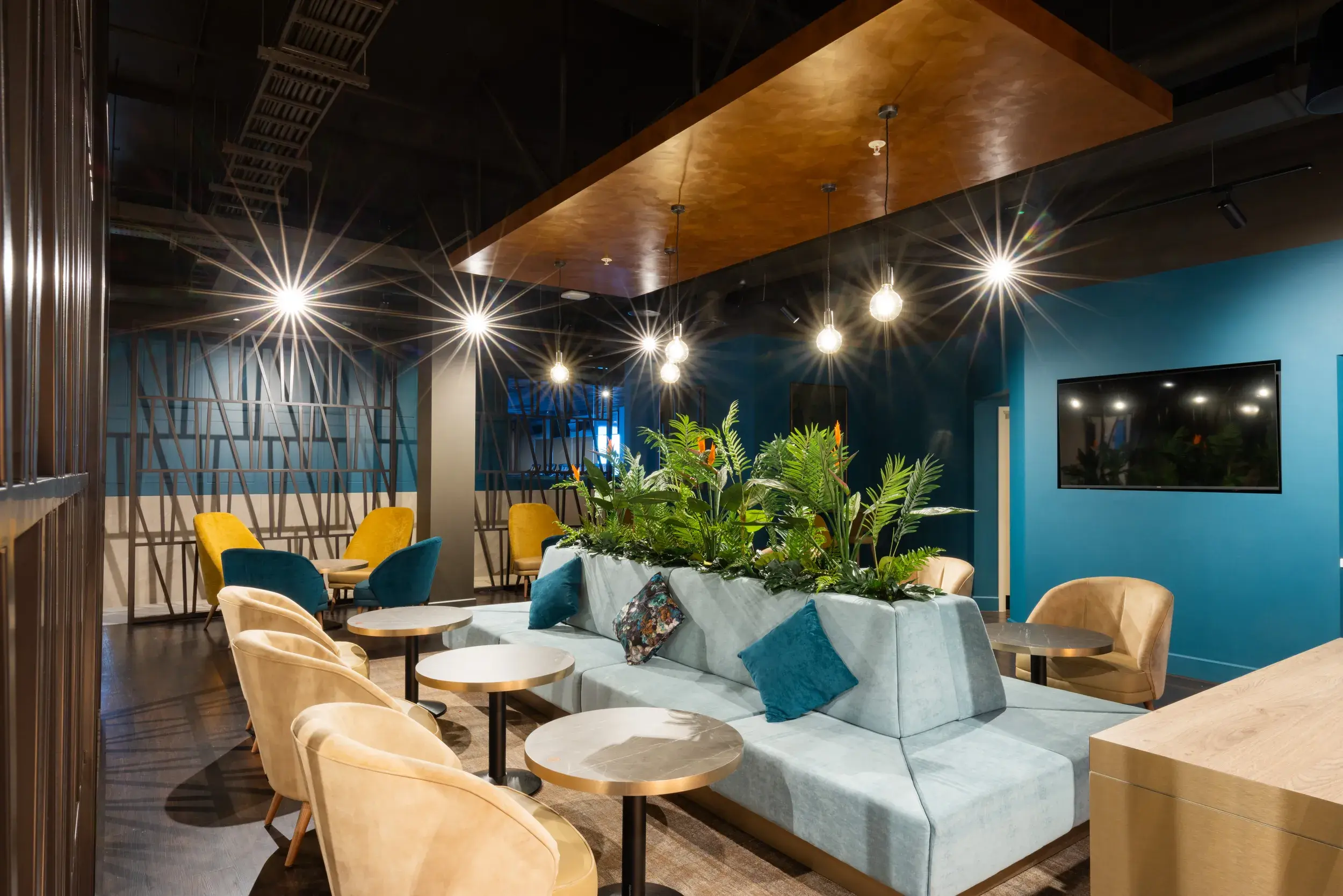 A Clubroom bar