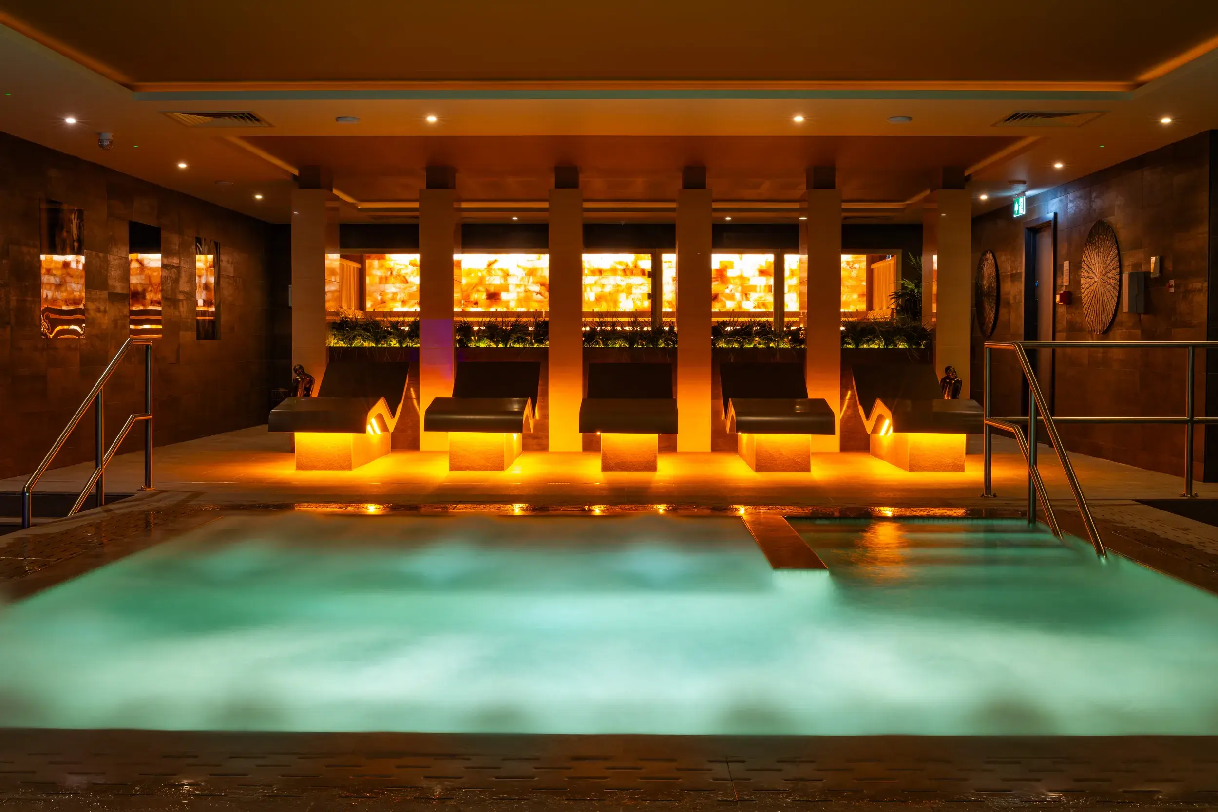Spa Retreat with hydropool