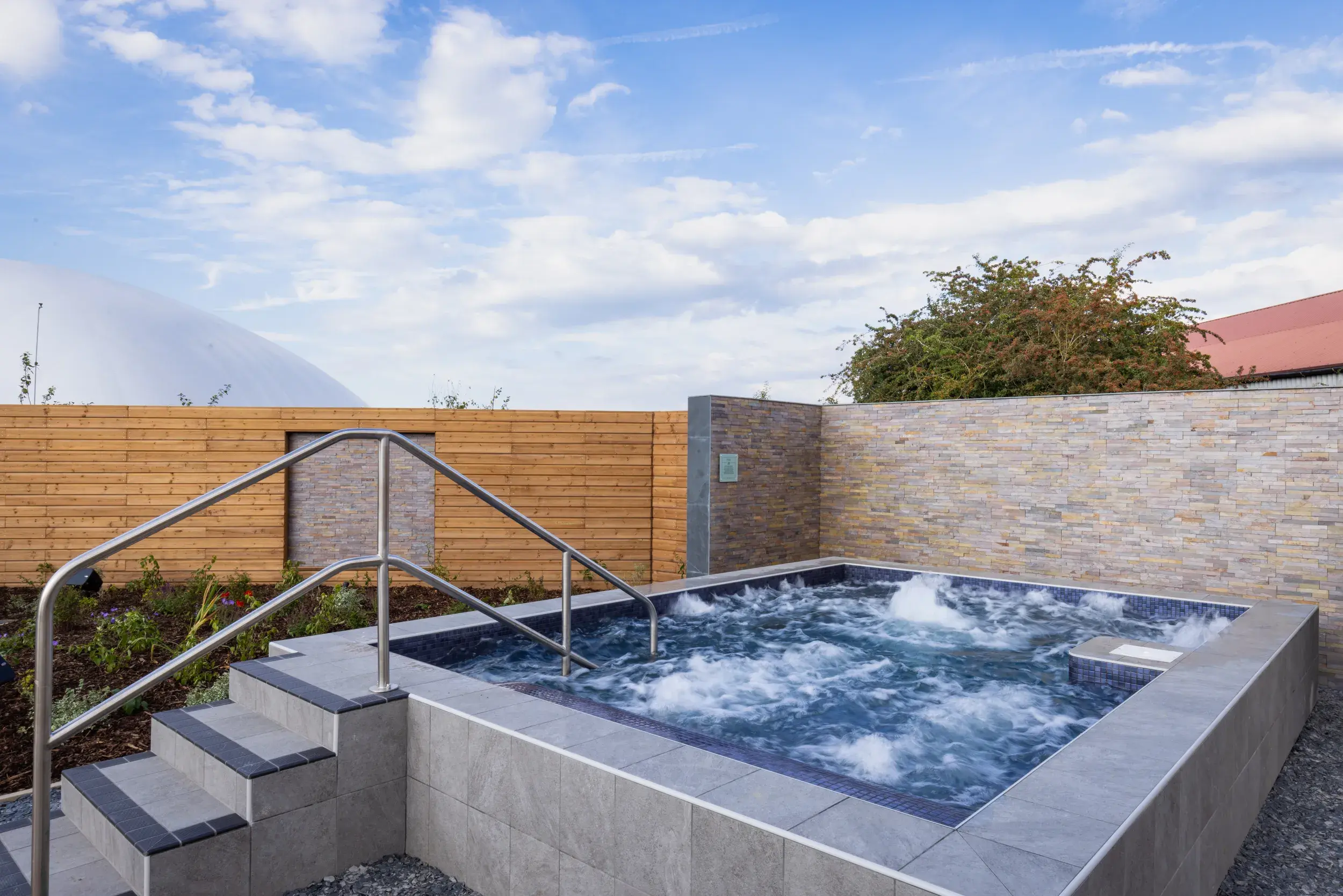 Outdoor spa garden