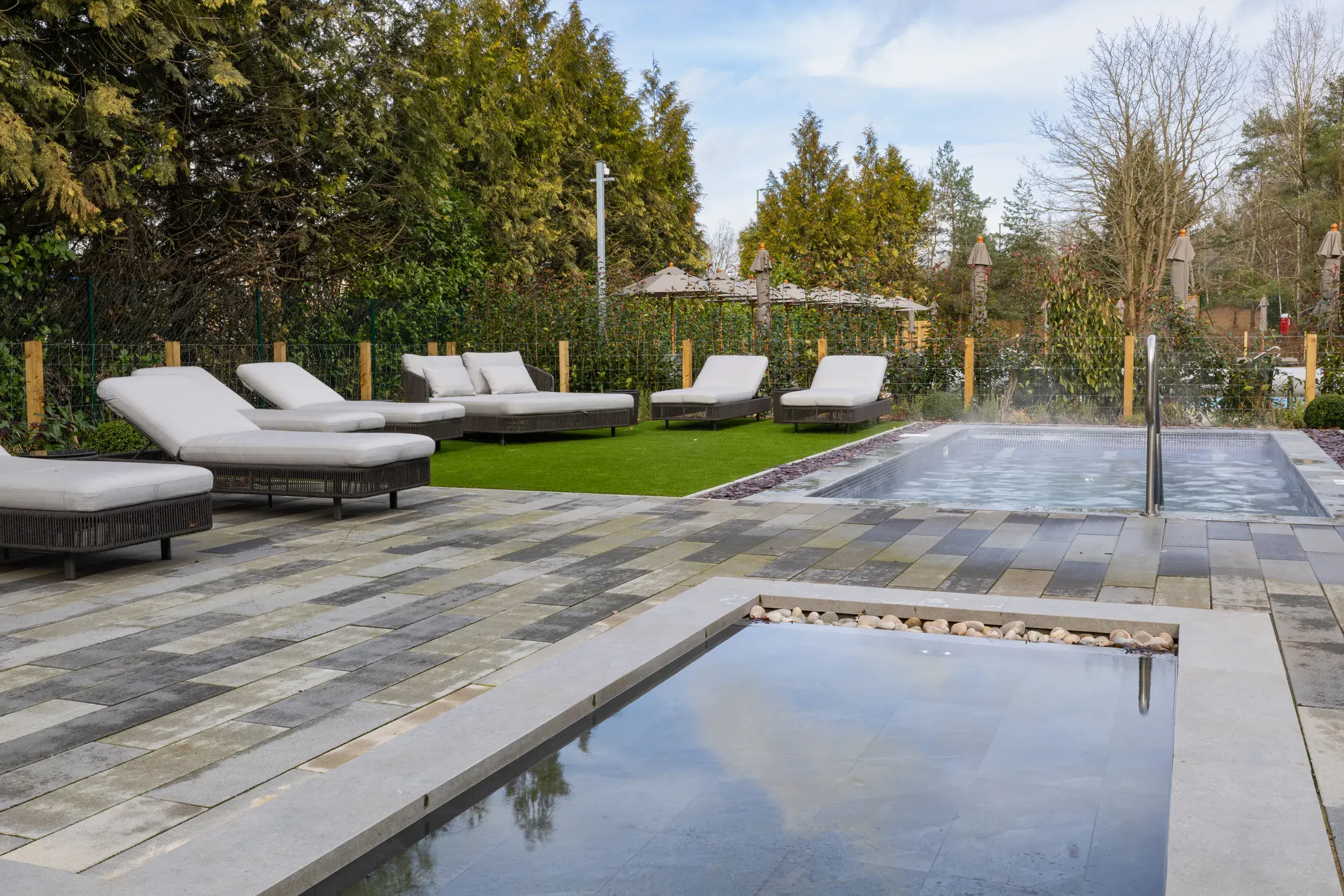 Spa Retreat with hydropool