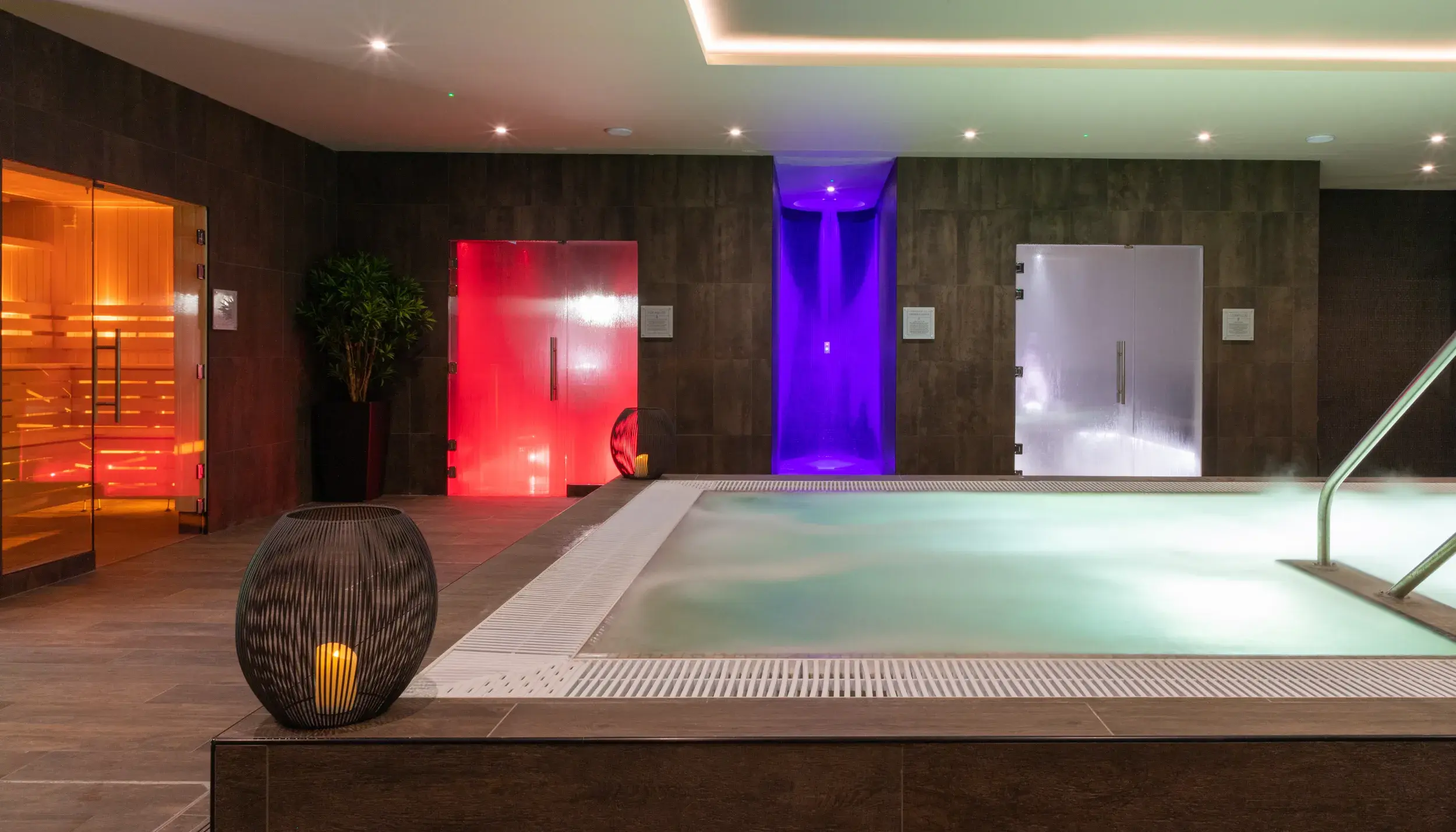 Spa Retreat with hydropool