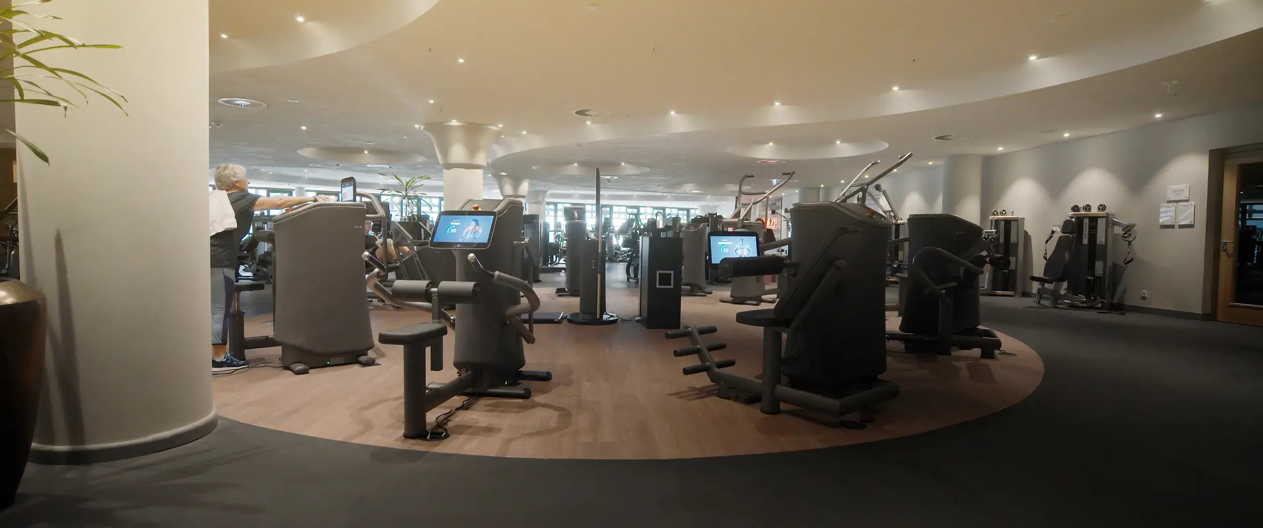 EGYM Intuitive Strength Circuit