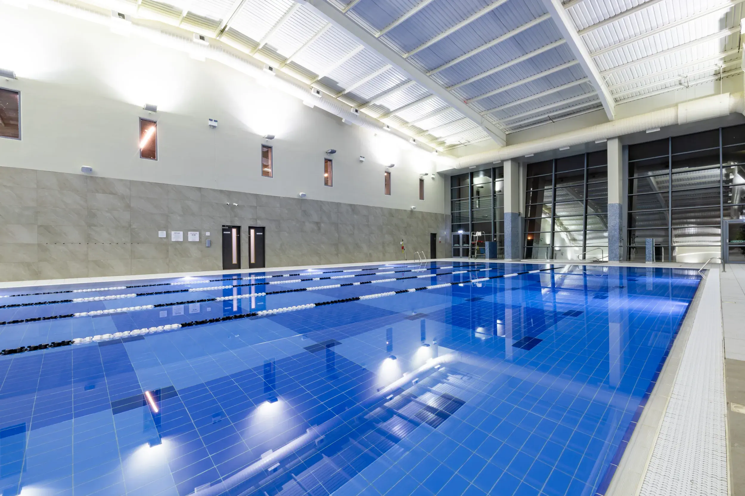 A tranquil indoor pool