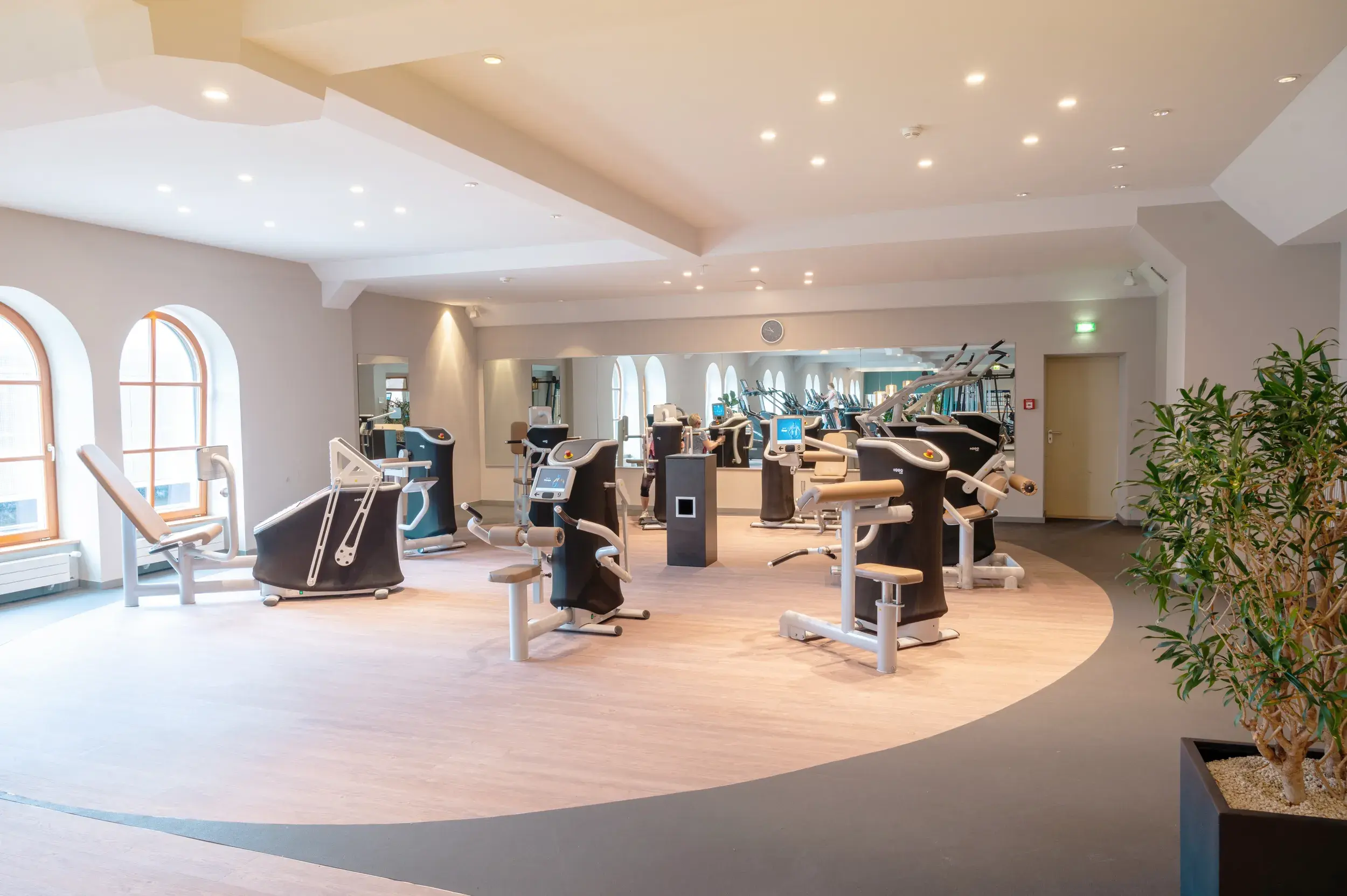 EGYM-Geräte im Fitnessbereich