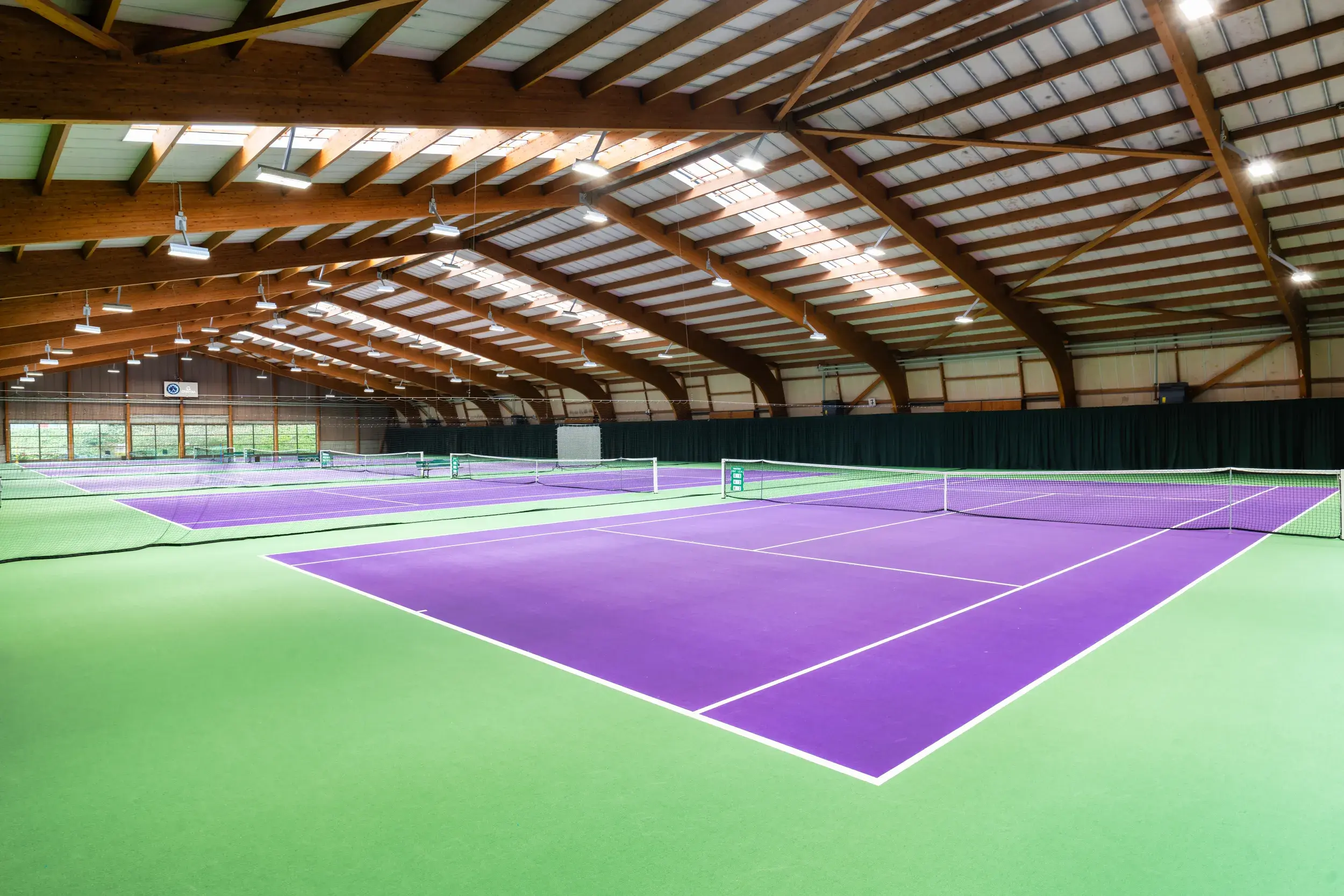 Indoor tennis courts Geneva 