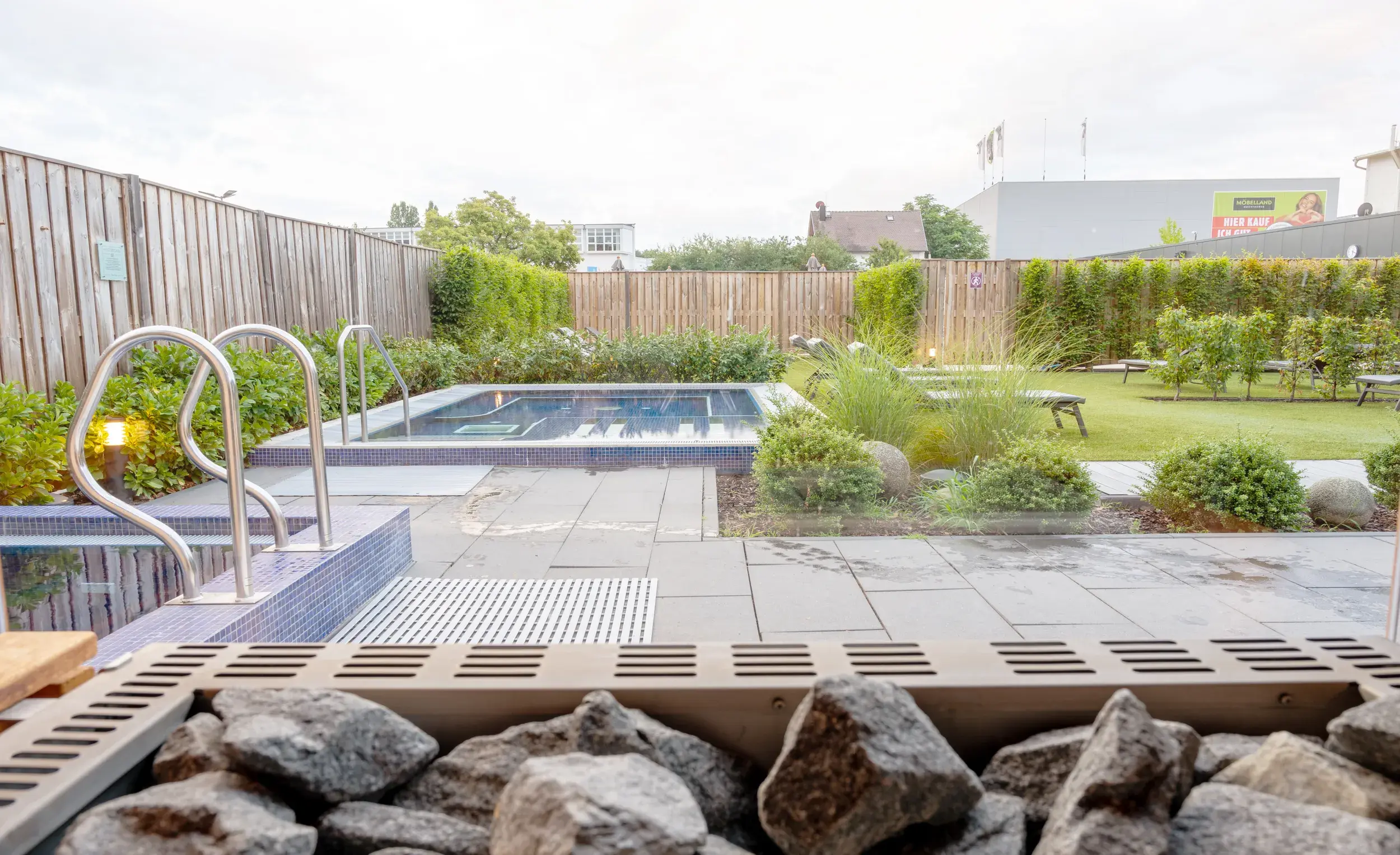 Outdoor spa garden