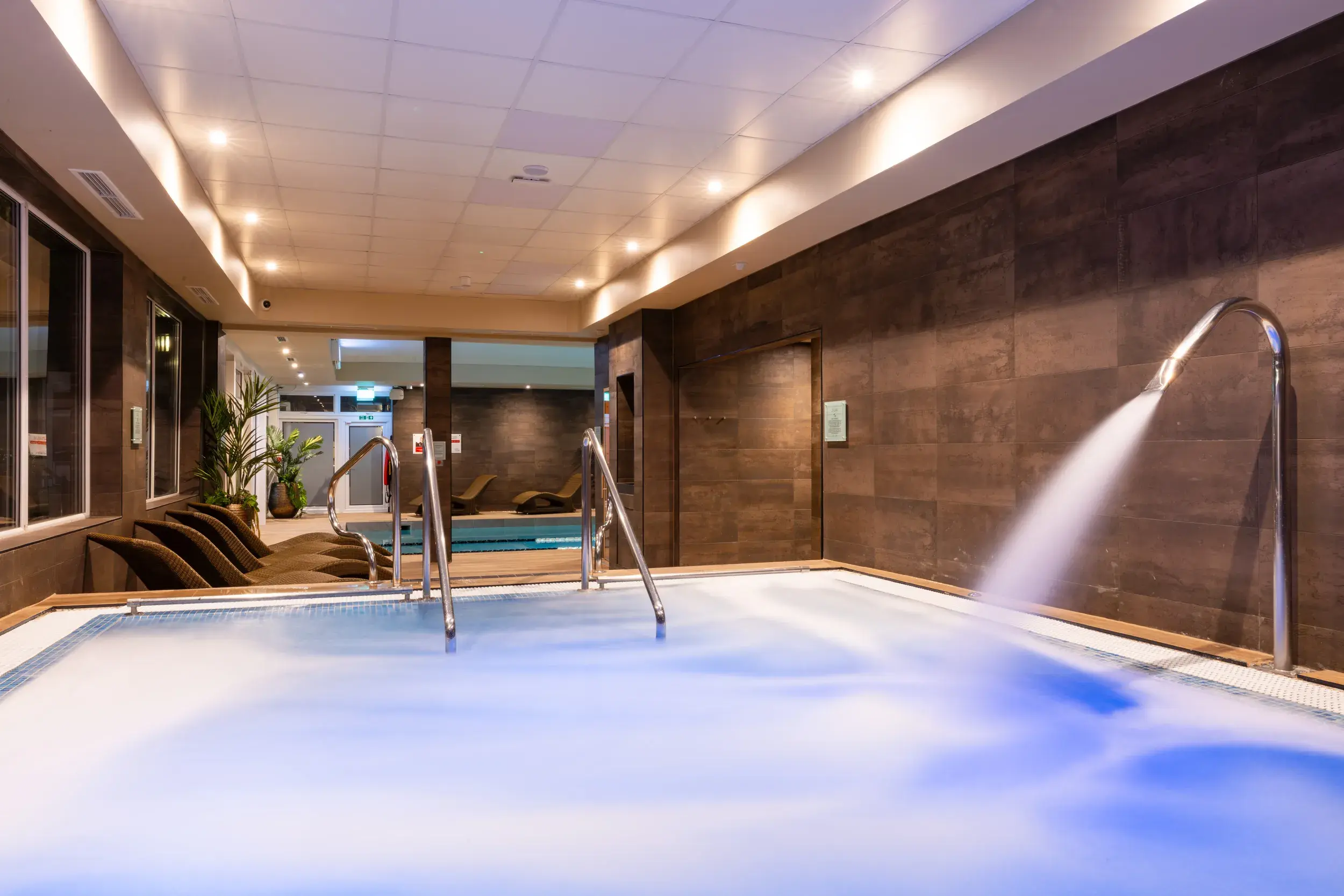Hydro pool