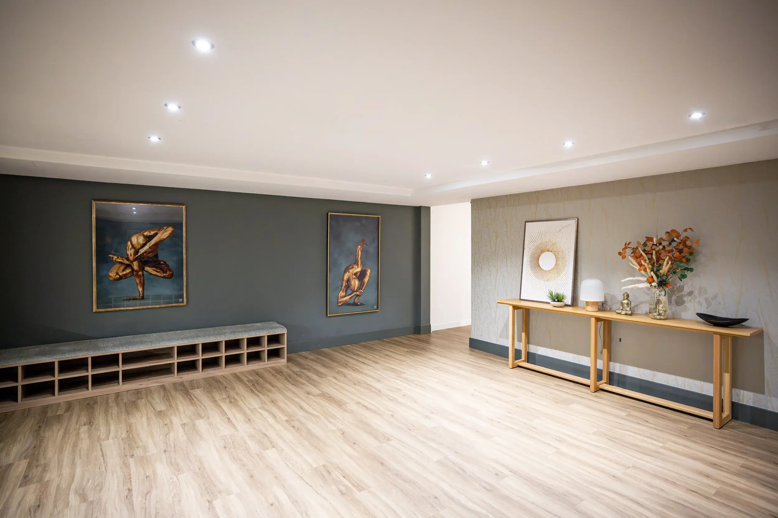 El área de espera del estudio en David Lloyd Serrano